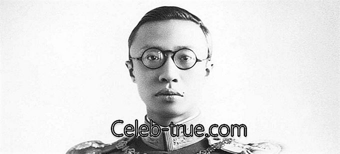 Puyi, más néven Pu Yi, volt az utolsó Kína császár, aki a Qing-dinasztia 12. és utolsó császára maradt.