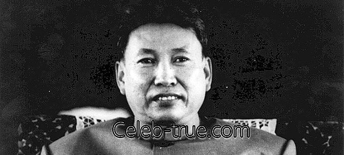 Pol Pot adalah revolusioner Kemboja yang mengetuai Khmer Rouge Biografi ini memberikan gambaran masa kecilnya,