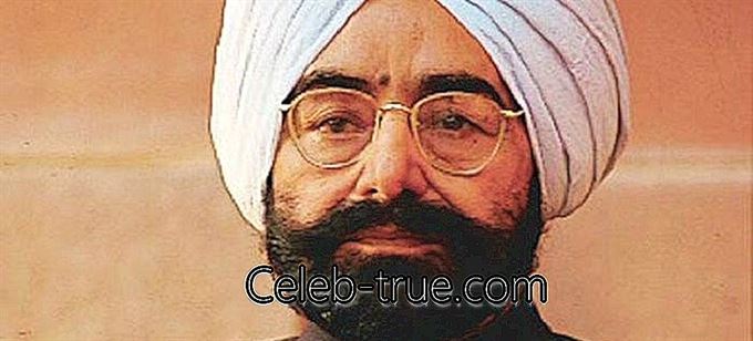 Gyani Zail Singh adalah Sikh pertama yang berkhidmat sebagai Presiden Republik India
