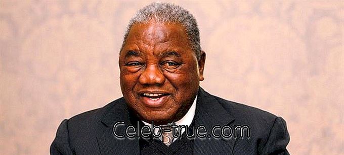 Rupiah Banda là cựu Tổng thống Zambia Tiểu sử của Rupiah Banda cung cấp thông tin chi tiết về thời thơ ấu của ông,