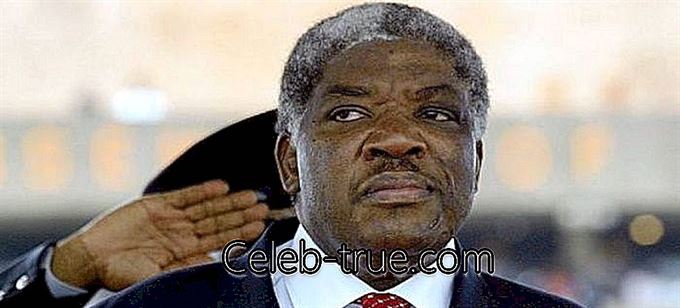 ليفي مواناواسا كان الرئيس الثالث لزامبيا تقدم هذه السيرة معلومات مفصلة عن طفولته ،