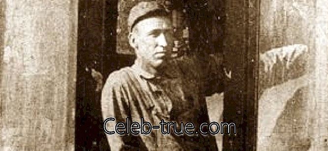 Casey Jones var en amerikansk järnvägsarbetare och lokomotivingenjör Kolla in denna biografi för att veta om hans födelsedag,