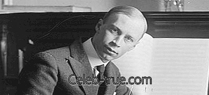 Sergei Sergeyevich Prokofiev byl ruský skladatel, klavírista a dirigent