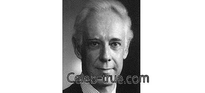 Stanford Moore là một nhà hóa sinh người Mỹ, người đã cùng được trao ‘Giải thưởng Nobel về hóa học năm 1972