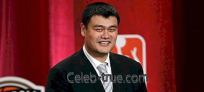 Yao Ming is een gepensioneerde Chinese basketbalspeler die speelde voor de Chinese Basketball Association (CBA)